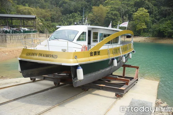 ▲南投縣首座公有船舶上架場啟用，提升日月潭遊湖航行安全。（圖／南投縣政府提供，下同）