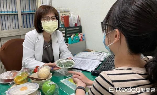 ▲營養師對日本紅麴食安風暴提出說明和建議。（圖／衛福部南投醫院提供）