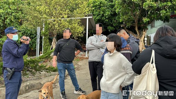 ▲▼100犬狗園緊鄰民宅糾紛！住戶控全天候「叫聲轟炸」　跟負責人當場互嗆。（圖／記者許權毅攝）