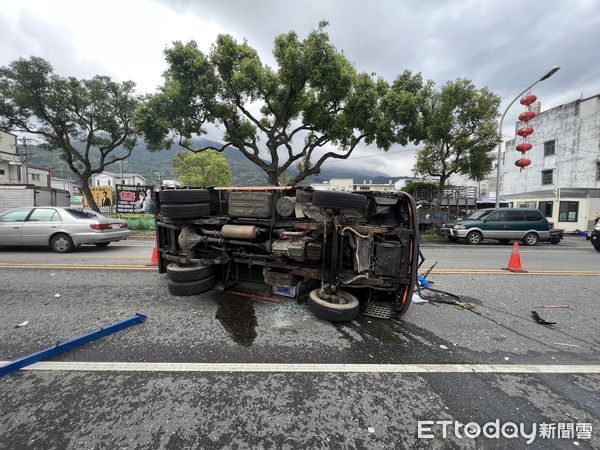 ▲▼     男子撞車後逃逸 吉安警持續追查中        。（圖／記者王兆麟翻攝）