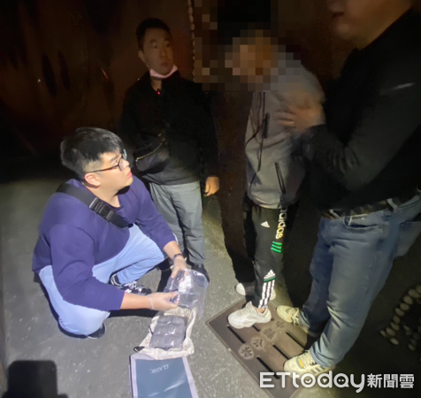 ▲▼台中警方搜尋網路並破獲販毒集團，逮捕6名嫌犯、近4公斤毒咖啡包。（圖／警方提供，下同）