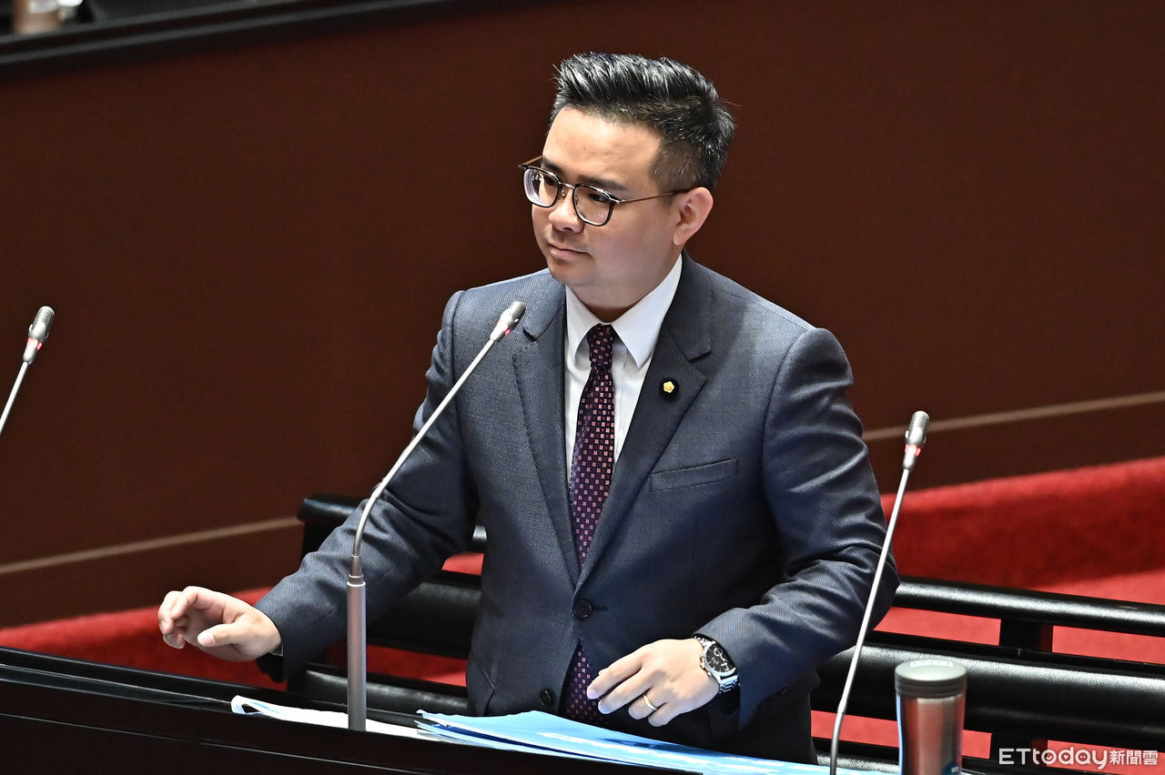 台中爆非洲豬瘟「必究責」 黃健豪列1事:沒做好支持約談環保局長