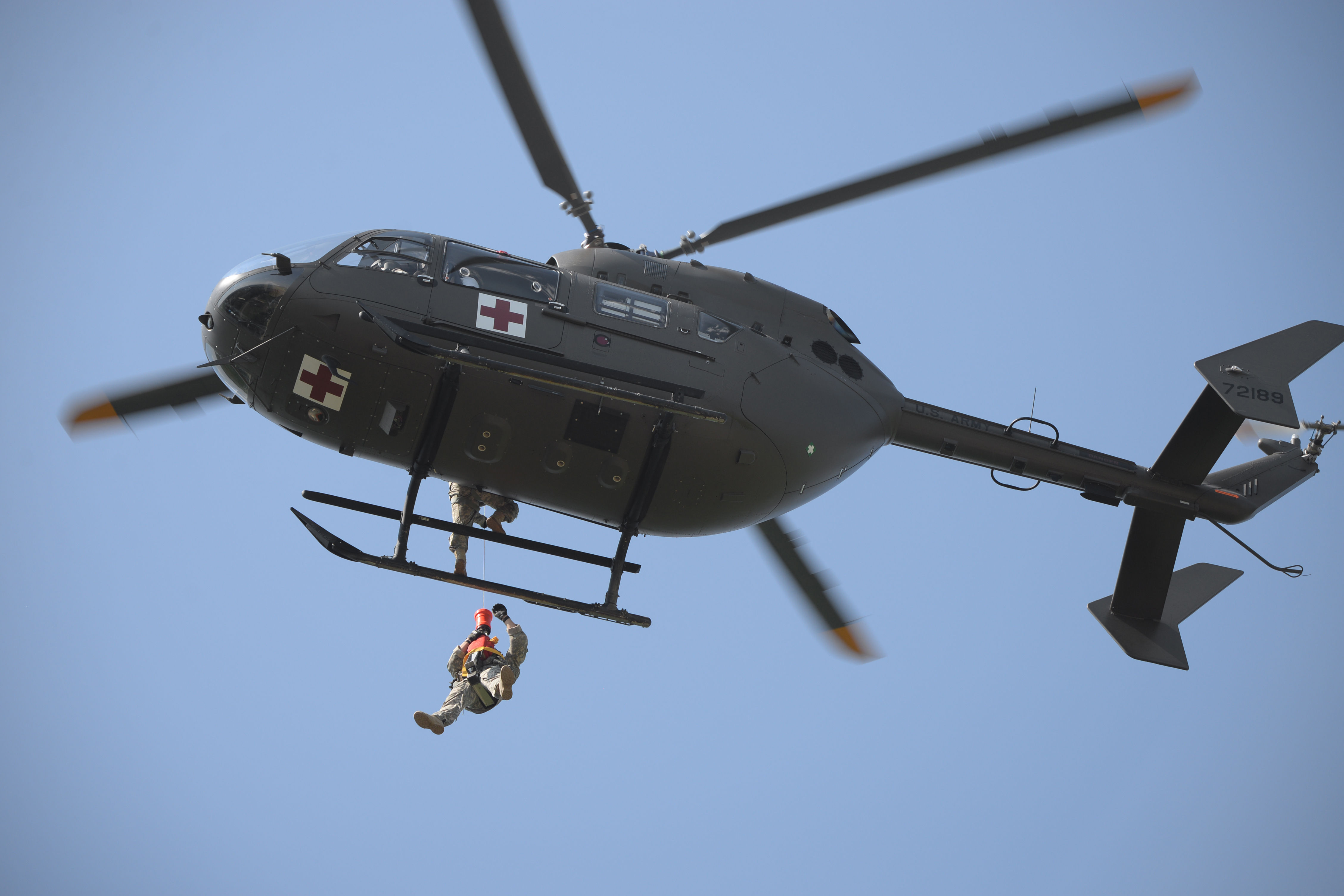 ▲▼美國國民警衛隊UH-72拉科塔（Lakota）直升機。（圖／達志影像／newscom）