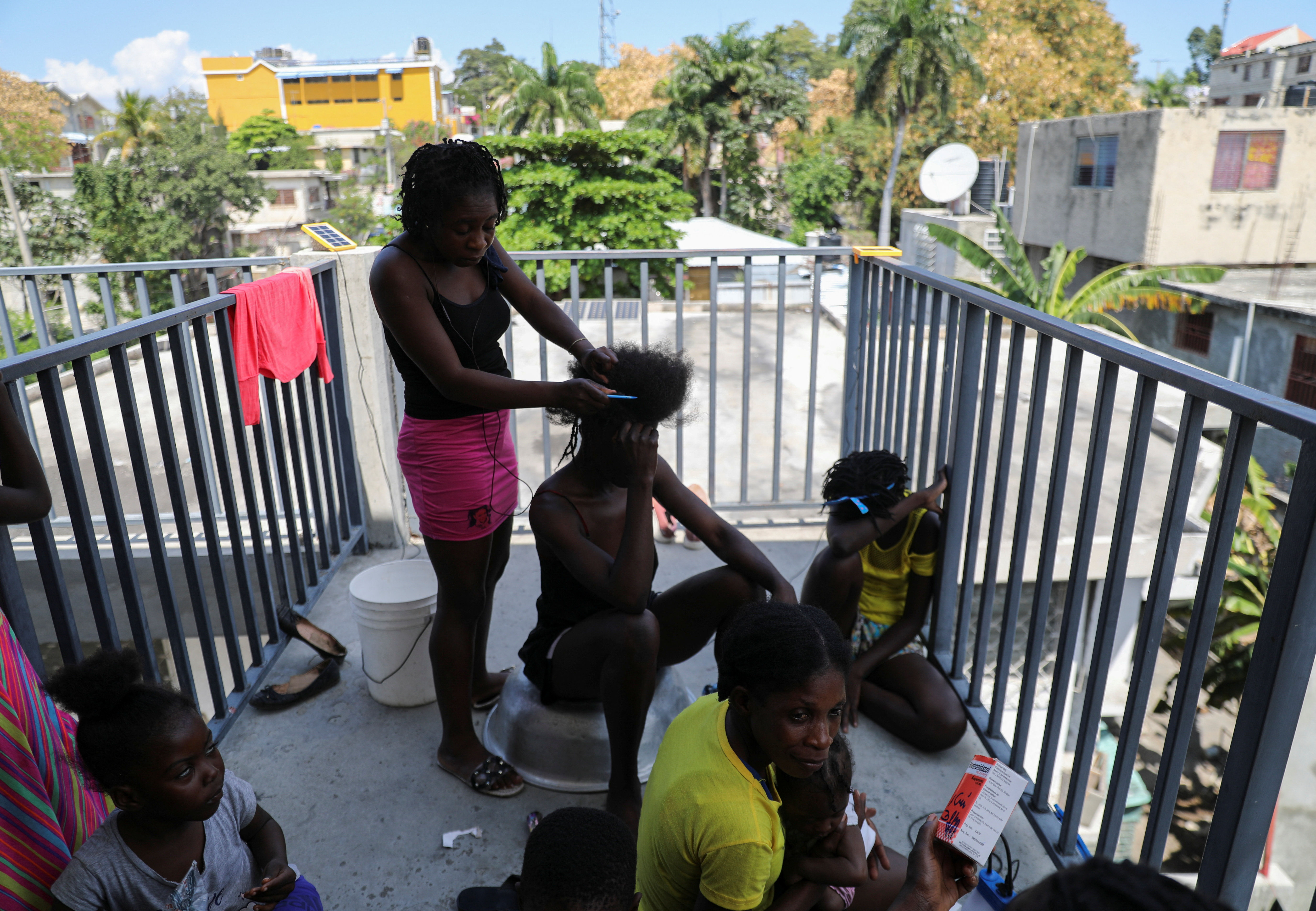 ▲▼ 海地動亂使人道危機加劇，民眾流離失所。（圖／路透）