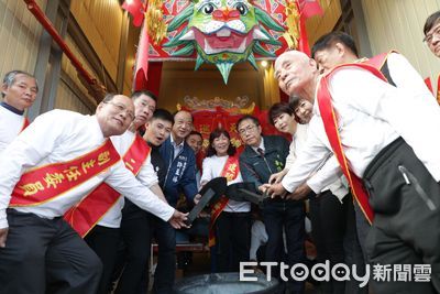 普濟殿境和勝堂王獻落錠安座祈安大典登場　黃偉哲祝福台南400一「錠」成功