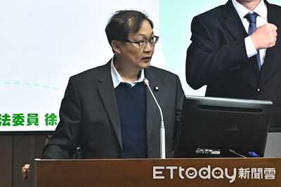 郭智輝扯蒙古症　綠委：我是唐寶寶的家長「從不曾放棄我的天使」