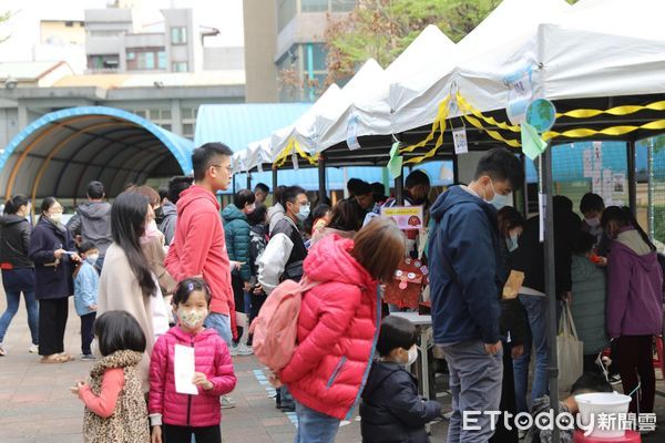 ▲▼ 志航國小校園開放日，宛如大學校園博覽會  。（圖／嘉義市政府提供）