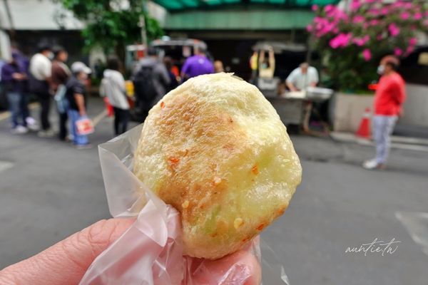 ▲▼台北善導寺站，立法院生煎包，酥脆多汁清甜高麗菜。（圖／水晶提供）