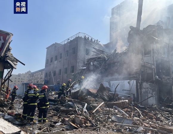 ▲▼河北大爆炸「空拍照曝光」　大樓周遭「夷為平地」增至2死26傷。（圖／翻攝CCTV）