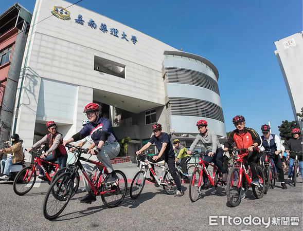 ▲嘉南藥理大學，3月12日下午舉辦「飛輪燃脂瘦 健康攏低嘉」單車行活動，為58週年校慶活動畫下完美句點。（圖／記者林東良翻攝，下同）