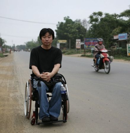▲酷龍姜元來當年在正紅之際遇上車禍死劫，最終導致他得坐輪椅一輩子。（圖／翻攝自姜元來IG）