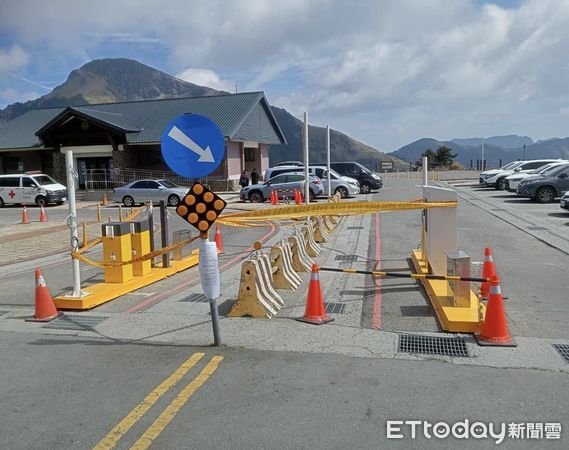 ▲合歡山暗空公園周邊停車場將落實燈光管制，圖為昆陽停車場。（圖／翻攝「中橫路況交通資訊站」臉書粉專，下同）