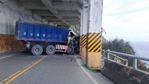 ▲▼ 舊蘇花嚴重事故 。         。（圖／翻攝畫面）