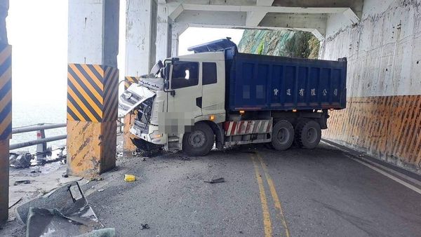 ▲▼ 舊蘇花嚴重事故 。         。（圖／翻攝畫面）