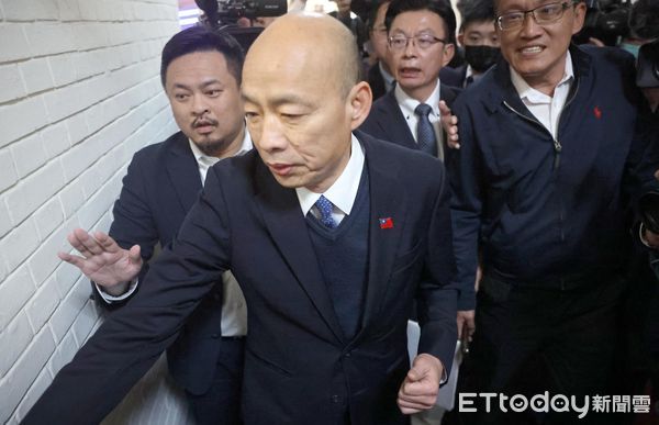 ▲民進黨立委找韓國瑜抗議。（圖／記者屠惠剛攝）