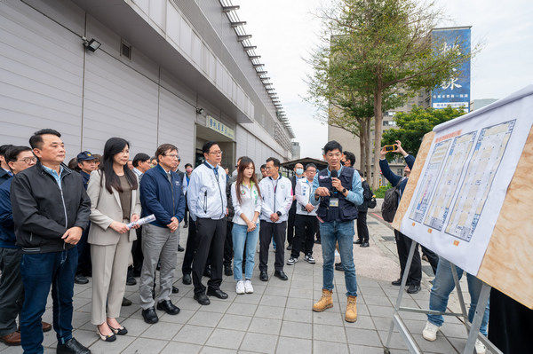 ▲桃園鐵路地下化工程延宕，立委萬美玲要求交通部「加速工程進度」