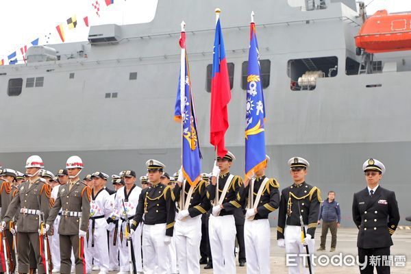 ▲海軍敦睦遠航訓練支隊抵基隆港,磐石軍艦,迪化軍艦,成功軍艦。（圖／記者郭世賢翻攝）