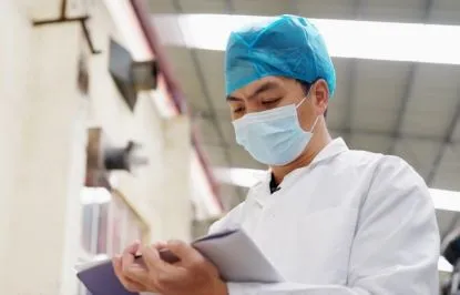 ▲▼柳州螺獅粉「聞臭師」年薪200萬元，酸臭味令人上癮有關鍵。（圖／翻攝中國江蘇網）