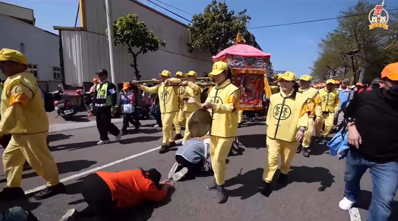 ▲▼白沙屯媽祖徒步進香。（圖／翻攝白沙屯拱天宮直播）