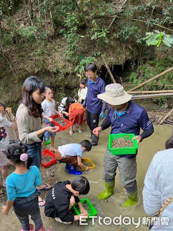 ▲台南左鎮化石園區將在兒童節推出「龍溝古生物探索」活動，親子大手牽小手一起合力尋找化石，驚喜體驗左鎮生態與化石之美。（圖／記者林東良翻攝，下同）