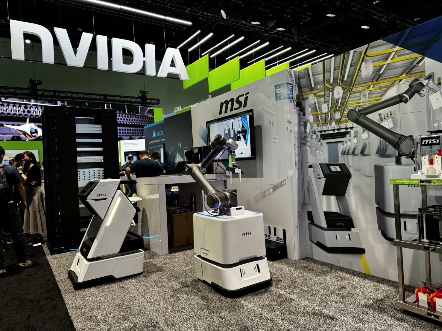 ▲▼微星新一代自主移動機器人亮相　首度前進NVIDIA GTC 2024 。（圖／微星提供）