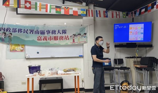 ▲▼  移民署邀新住民一起品嘗港式點心   。（圖／移民署南區事務大隊嘉義市服務站）