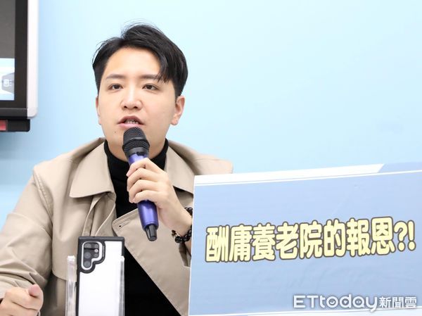 ▲▼立委黃健豪 羅廷瑋 國民黨團召開「監委11票反對彈劾陳宗彥 東廠監委們給個說法!」記者會。（圖／記者屠惠剛攝）