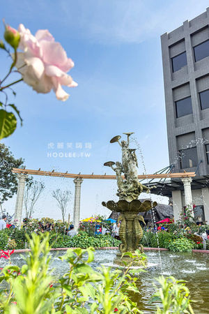 ▲▼台南雅聞湖濱療癒森林入園免門票景點，超美夢幻玫瑰花園、還有歐風泥作城堡。（圖／虎麗提供）