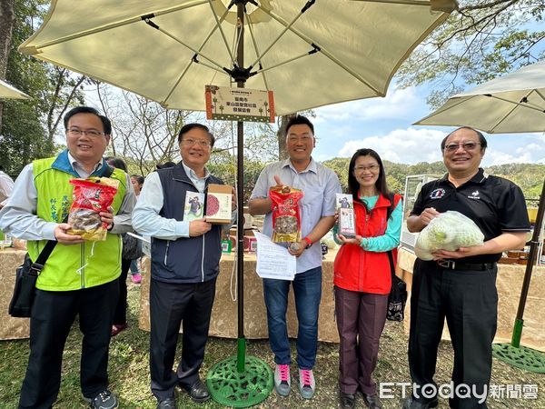 ▲百年新化林場，一年一度的桃花心林下農夫市集野餐體驗活動圓滿落幕，為期2天的森活體驗，吸引上千人次來訪。（圖／記者林東良翻攝，下同）