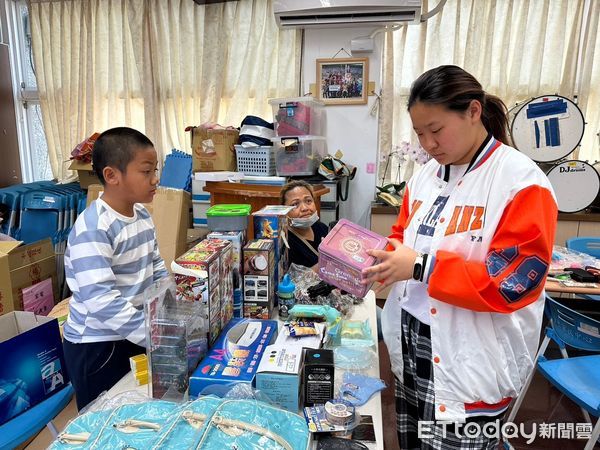 ▲台東家扶中心小老闆市集活動。（圖／記者楊漢聲翻攝）