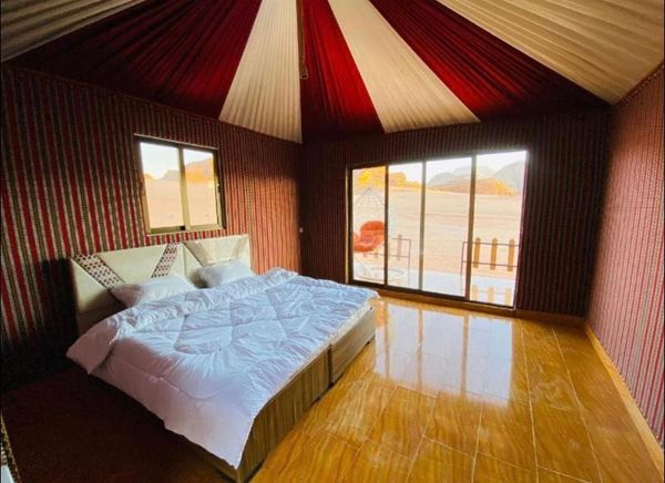▲▼瓦迪拉姆Wadi Rum Travel camp。（圖／Booking.com提供）