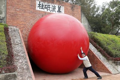 全球最夯「紅球計畫」明起在台南！10條追球路線　必拍、必玩一次看