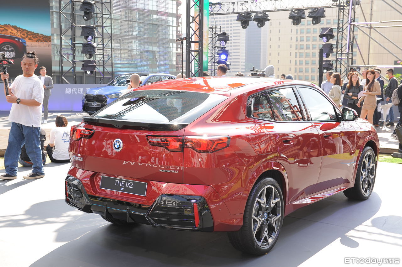 ▲BMW X2、iX2電動跑旅上市。（圖／記者林鼎智攝）