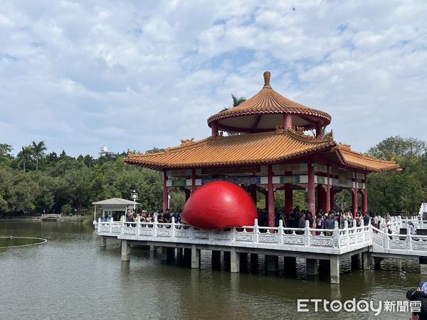 ▲紅球計畫31日現身地點，台南公園念慈亭。（圖／記者林東良翻攝，下同）