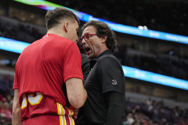 NBA也爆比賽內鬨但沒走人　老鷹波格丹諾維奇「臉貼臉」怒槓主帥 | ETtoday運動雲 | ETtoday新聞雲