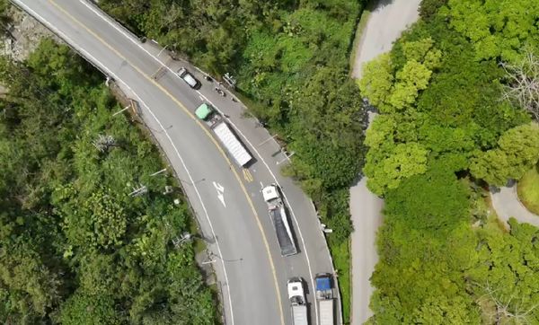 ▲▼    蘇花公路空拍畫面曝       。（圖／民眾提供）