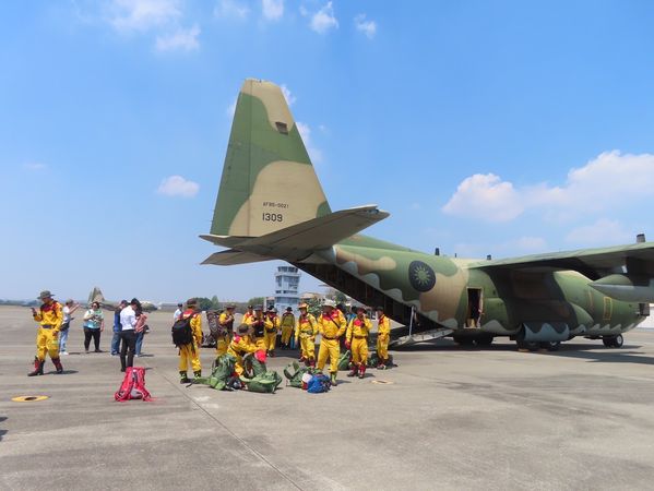 ▲▼空軍出動前往花蓮賑災。（圖／國防部提供）