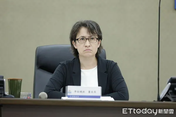 ▲▼行政院長陳建仁4/4偕同蕭美琴副總統當選人前往花蓮地震緊急應變中心視察，聽取花蓮縣長徐榛蔚相關的救災簡報。（圖／記者湯興漢攝）