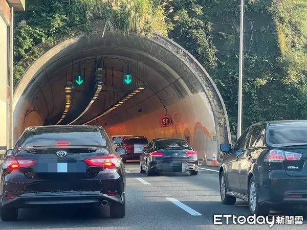 ▲▼國道，高速公路，北返車潮，塞車，返鄉車潮。（示意圖／資料照）