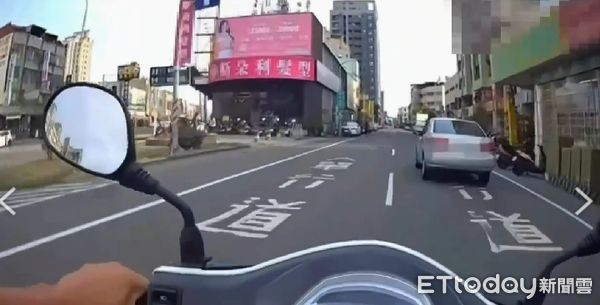 ▲▼不禮讓救護車。（圖／記者許宥孺翻攝）