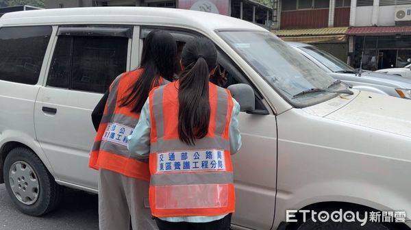 ▲▼中橫受困人車7日上午10時開始自天祥向東、西方向撤離。（圖／公路局提供，下同）