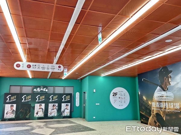 ▲▼台鋼雄鷹開幕戰吸1.6萬球迷，澄清湖棒球場改善計畫曝光。（圖／記者賴文萱翻攝）