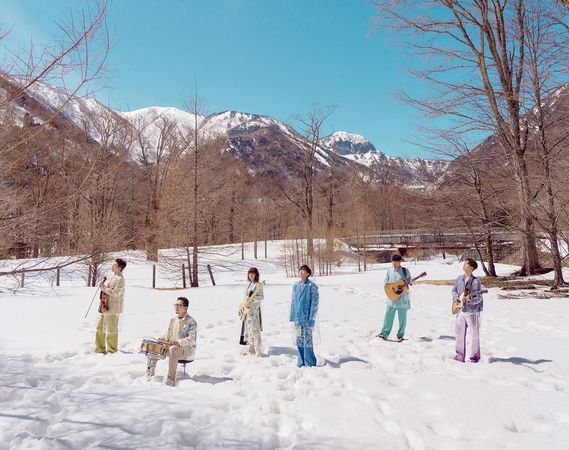 ▲▼蘇打綠在雪地裡進行拍攝。（圖／蘇打綠有限公司提供）