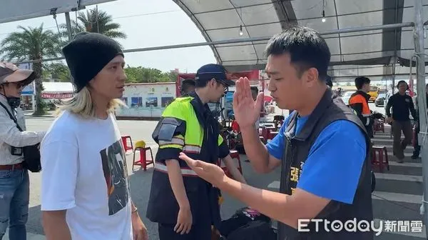 ▲▼花蓮天王星救貓，愛貓男與里長衝突。（圖／攝影中心）