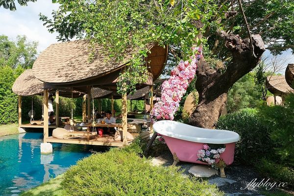 ▲▼網紅必拍泰國馬爾地夫風情餐廳，漂浮在水上的小木屋。（圖／部落客飛天璇提供）
