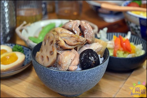 ▲▼火曜日食處，逢甲商圈超好吃日式丼飯定食米飯 湯品吃到飽，網友大推炭烤燒鳥丼。（圖／商妮的吃喝玩樂）