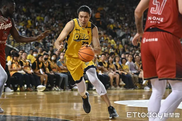 ▲▼T1聯盟新北中信特攻與臺北台新戰神共同主辦「攻戰大巨蛋」雙北反毒籃球賽，新北特攻曾文鼎。（圖／記者李毓康攝）