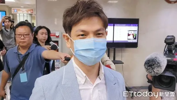 ▲▼新竹市長高虹安的「好朋友」李忠庭，17日為高虹安立委任內所涉貪污案首度到台北地院作證。（圖／記者黃哲民攝）