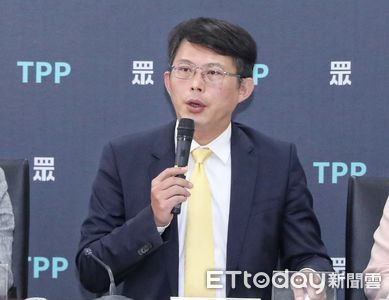 黃國昌轟：立院淪為黑金脫罪工具　全因蔡易餘這提案