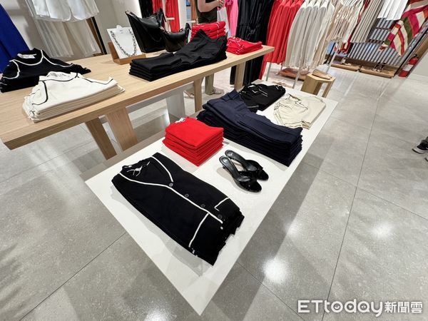 ▲西班牙流行服飾女裝品牌MANGO，18日於南紡購物中心A1館1F盛大開幕，打造全台首家地中海風情品牌形象店。（圖／記者林東良攝，下同）